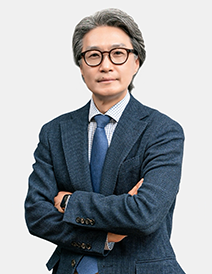 Director - Sung Ho Tae